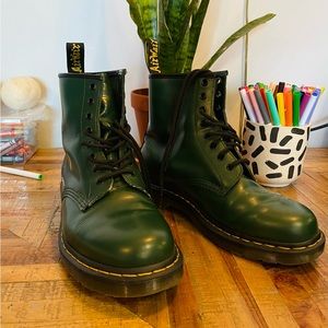 Men’s Doc Martens GREEN
